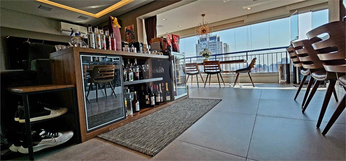 Apartamento à venda com 2 suítes em Vila Mariana, São Paulo, SP