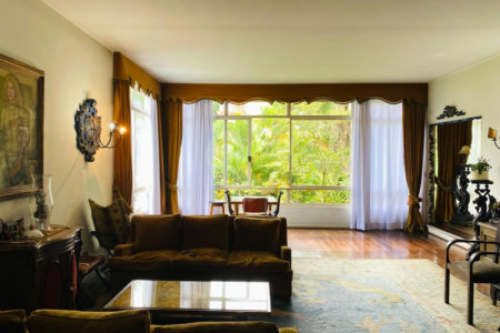 Casa à venda com 4 quartos, sendo 1 suíte, em Alto da Boa Vista, São Paulo, SP