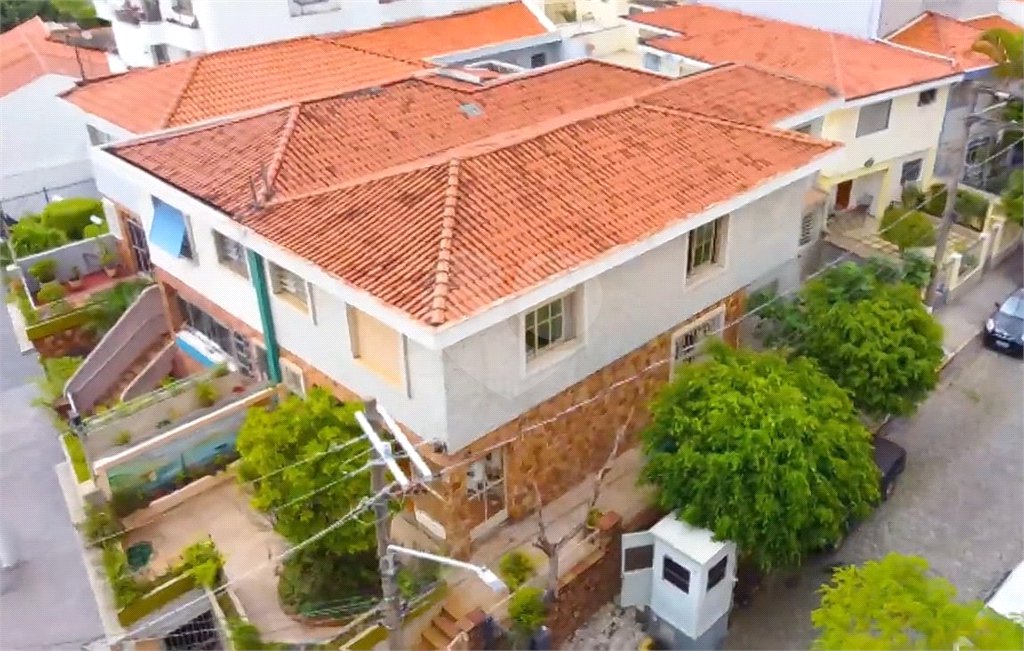 Sobrado à venda com 3 quartos, sendo 2 suítes, em Santana, São Paulo, SP