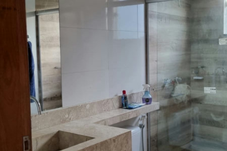 Sobrado à venda com 3 quartos, sendo 1 suíte,  em Jardim Alvorada, Três Lagoas, MS