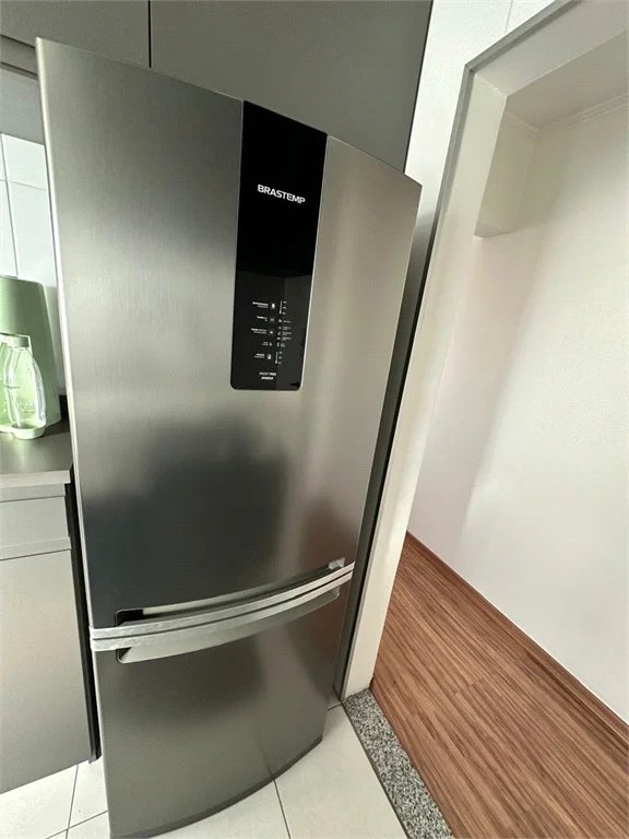 Apartamento à venda com 3 quartos, sendo 1 suíte, em Vila Suzana, São Paulo, SP