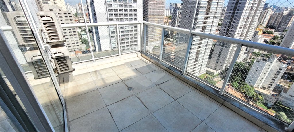 Apartamento à venda com 2 suítes em Vila Mariana, São Paulo, SP