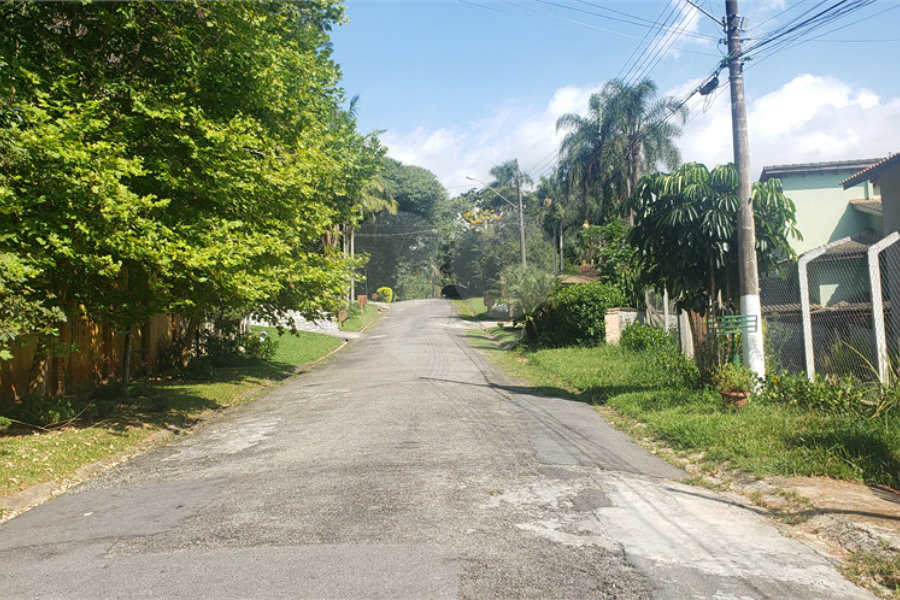Terreno à venda no condomínio Alpes da Cantareira, Mairiporã - SP