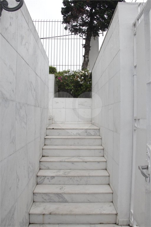 Casa à venda ou para alugar com 5 suítes em Jardim Leonor, São Paulo, SP