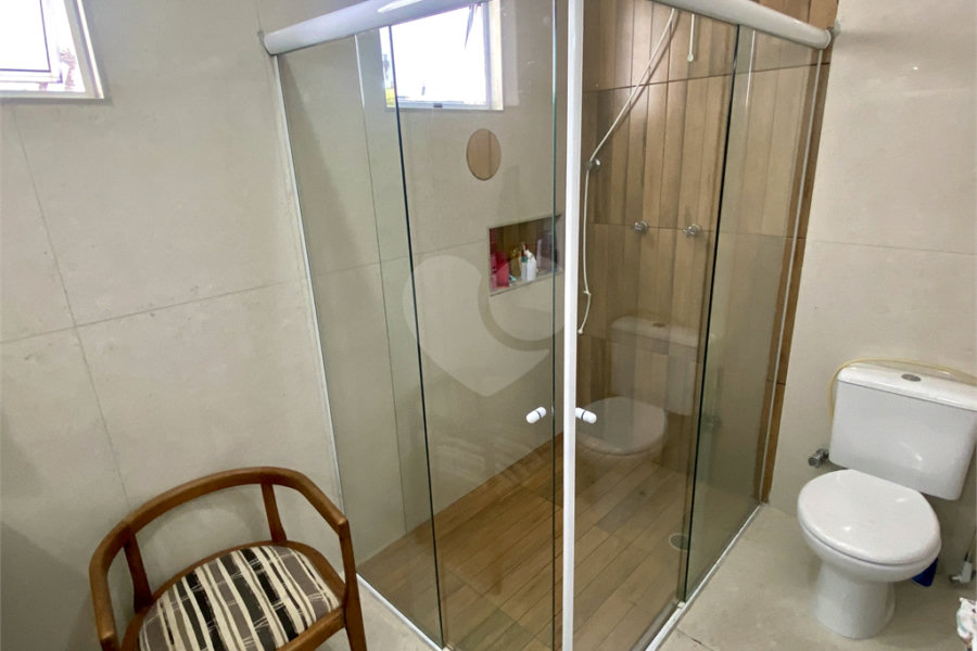 Sobrado à venda com 4 quartos, sendo 1 suíte, em Vila Medeiros, São Paulo, SP