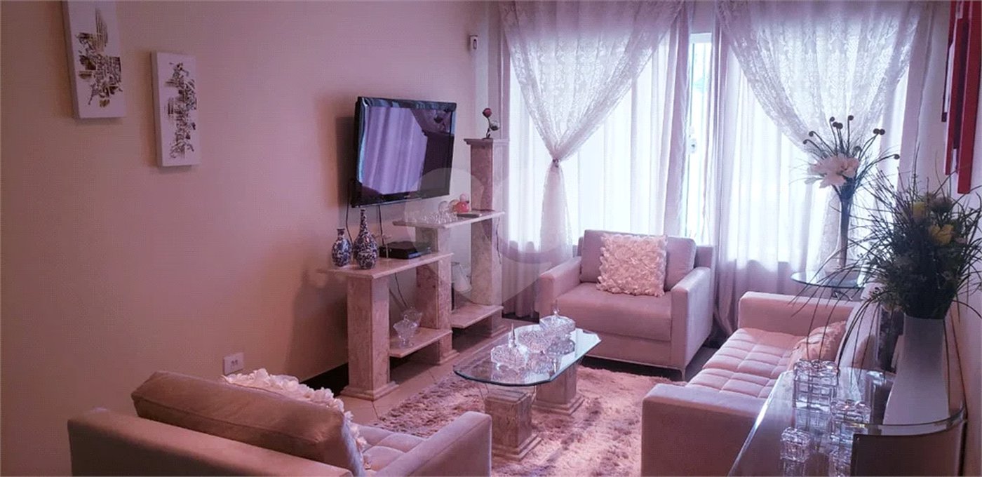 Sobrado à venda com 3 quartos, sendo 1 suíte, em Limão, São Paulo, SP
