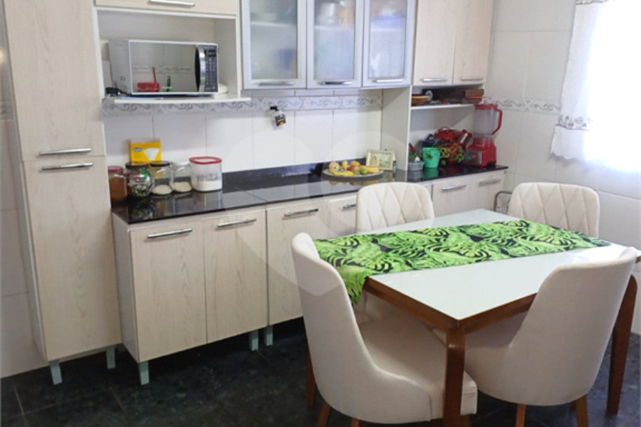 Sobrado à venda com 2 quartos em Tremembé, São Paulo, SP