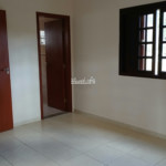 Casa para alugar com 3 quartos, sendo 1 suíte, em Vila Petrópolis, Atibaia, SP