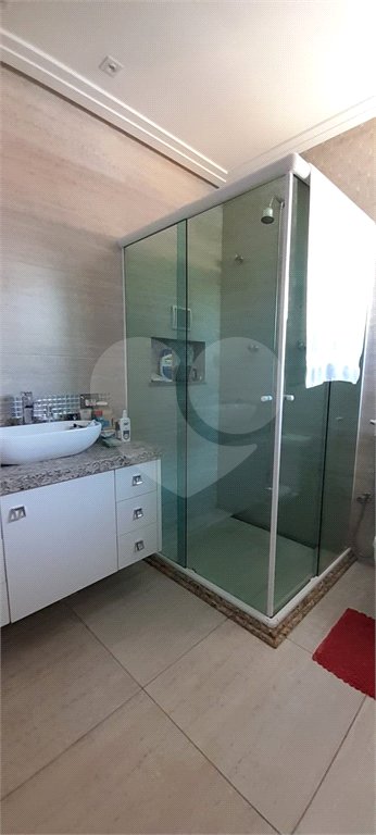 Sobrado à venda com 3 quartos, sendo 2 suítes,  em Vila Pires, Santo André, SP