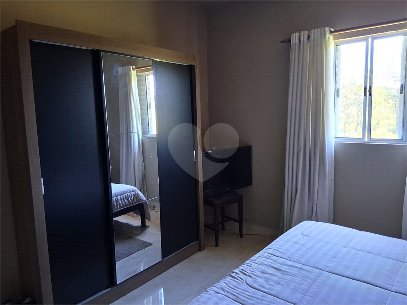Sítio à venda com 3 quartos, sendo 1 suíte,  em Gabriel Piza, São Roque, SP