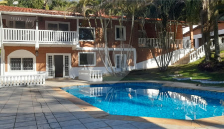 Casa à venda com 3 quartos, sendo 1 suíte,  em Roseira, Mairiporã, SP