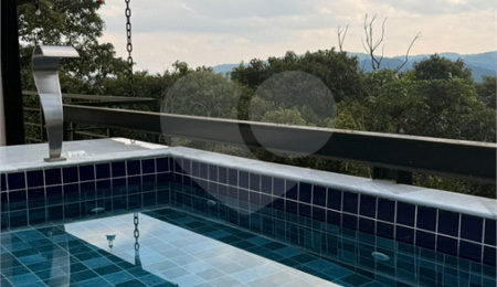 Casa à venda com 4 quartos, sendo 1 suíte,  no condomínio Alpes da Cantareira, Mairiporã - SP