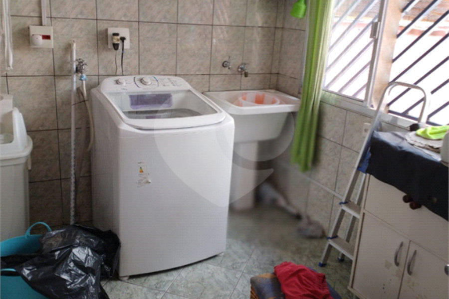 Sobrado à venda com 3 quartos, sendo 1 suíte, em Tremembé, São Paulo, SP