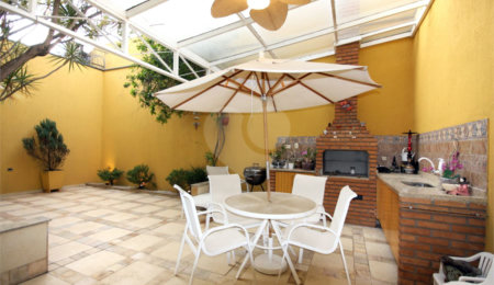 Casa à venda com 4 quartos, sendo 2 suítes,  no condomínio Boa Vista, São Paulo - SP