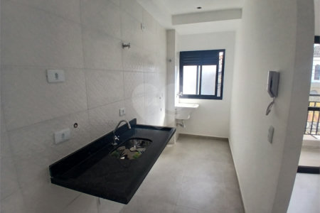 Casa à venda com 2 quartos no condomínio Sintra, São Paulo - SP