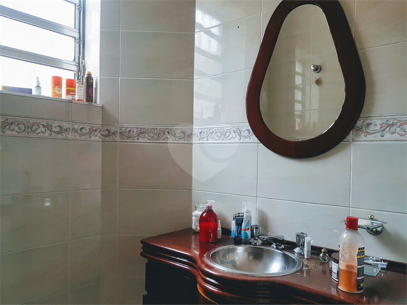 Casa à venda com 3 quartos, sendo 1 suíte, em Santo Amaro, São Paulo, SP