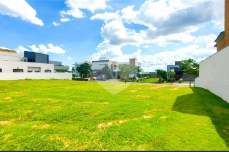 Terreno à venda no condomínio Alphaville Nova Esplanada 1, Votorantim - SP