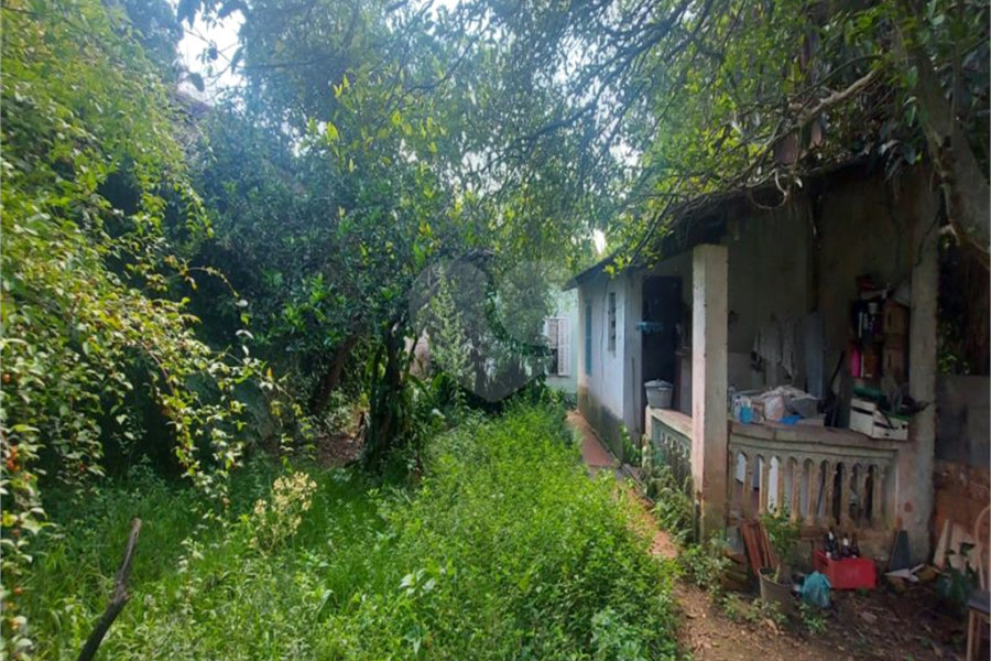 Casa Térrea à venda com 3 quartos, sendo 1 suíte, em Jardim Floresta, São Paulo, SP
