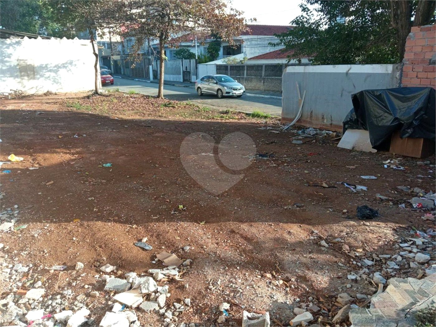 Excelente Terreno no Jardim Prudência, com 300 M² (10x30)