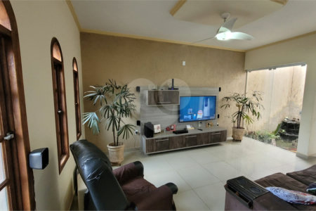 Sobrado Residencial no bairro Douradinho