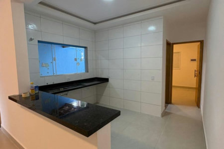 🏡 CASA COM PISCINA NO JARDIM MARABÁ – MONGAGUÁ