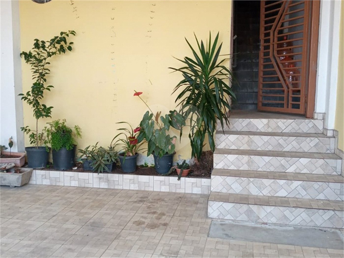 Sobrado à venda com 4 quartos, sendo 1 suíte, em Horto Florestal, São Paulo, SP
