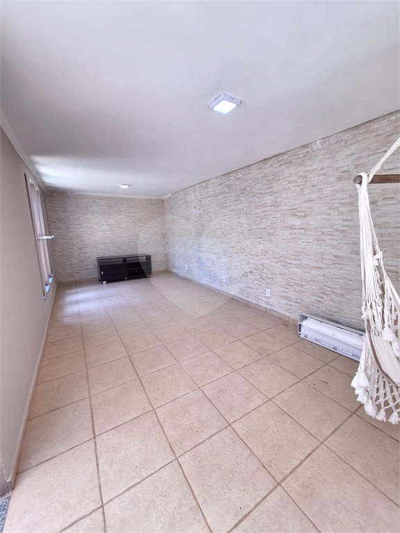 Casa à venda com 3 suítes no condomínio Bosque de Grevilea, Vinhedo - SP