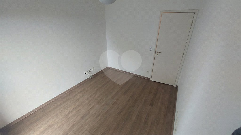 Apartamento à venda com 3 quartos, sendo 1 suíte, em Alto da Boa Vista, São Paulo, SP