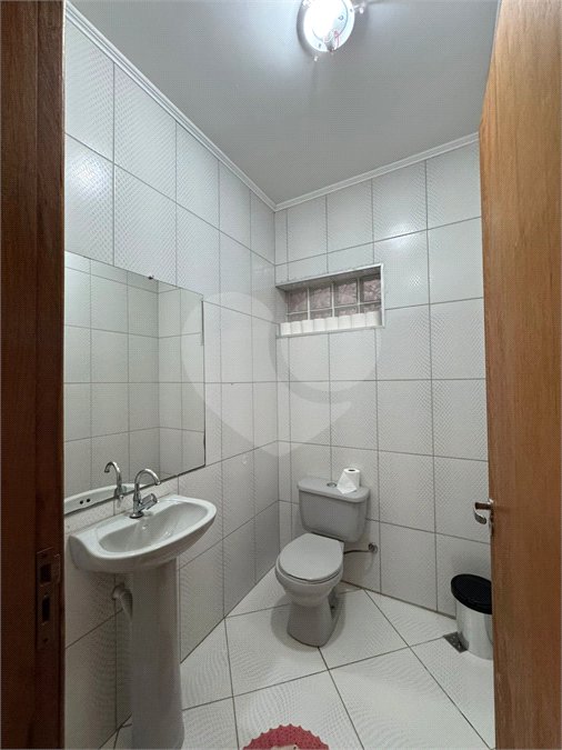 Casa à venda com 3 quartos, sendo 1 suíte, no condomínio Haras São Luiz, Salto - SP