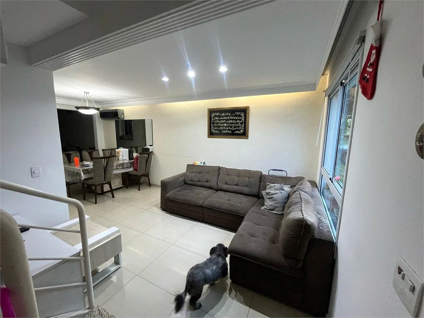 Casa à venda com 3 quartos, sendo 1 suíte, no condomínio Vila das Cores, São Paulo - SP