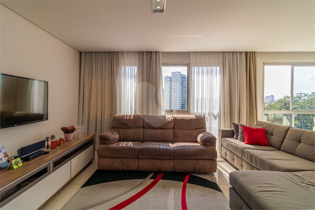 Apartamento à venda com 4 quartos, sendo 1 suíte, em Jardim Marajoara, São Paulo, SP