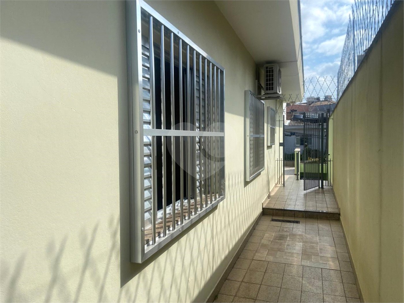 Casa Térrea para alugar com 3 quartos, sendo 1 suíte,  em Vila Ipojuca, São Paulo, SP