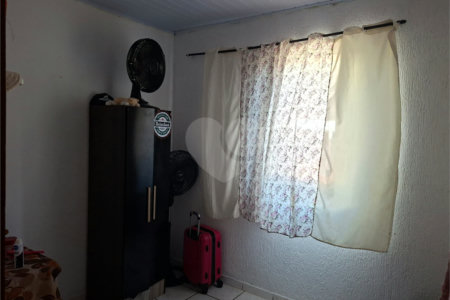 Casa à venda com 3 quartos em Cambuí, Itapetininga, SP