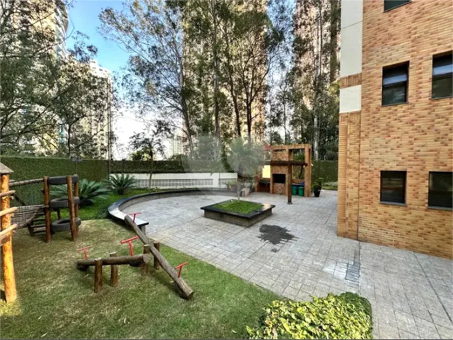 Apartamento para alugar com 2 suítes em Vila Andrade, São Paulo, SP