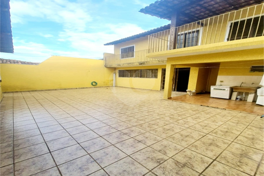 Casa à venda com 4 quartos em Jardim Almeida Prado, Guarulhos, SP
