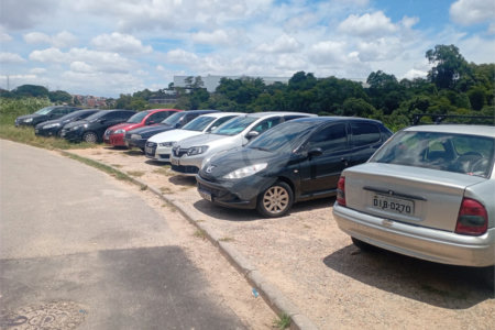 Terreno à venda em Industrial Anhangüera, Osasco, SP