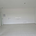 Apartamento para alugar com 3 quartos, sendo 1 suíte, em Jardim das Palmeiras, Atibaia, SP
