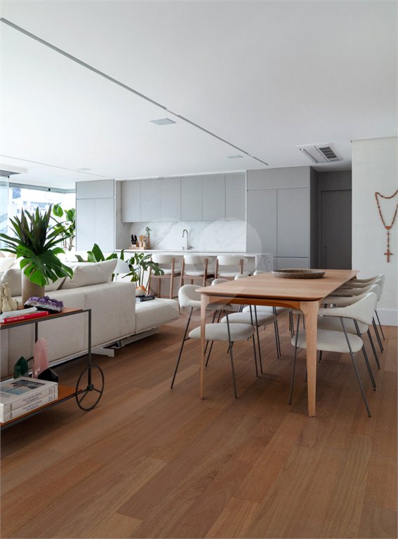 Apartamento à venda com 3 suítes em Cerqueira César, São Paulo, SP