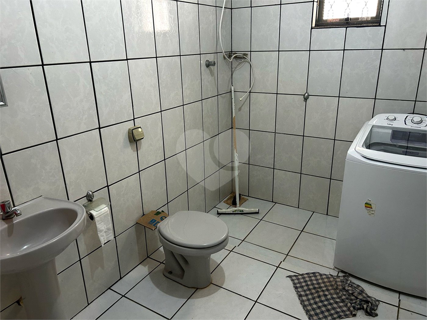 Casa à venda com 3 quartos, sendo 2 suítes, em Vila Mazzei, Itapetininga, SP