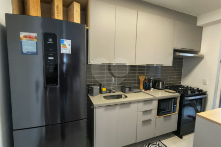 Apartamento à venda com 2 quartos, sendo 1 suíte,  em Jardim Caravelas, São Paulo, SP