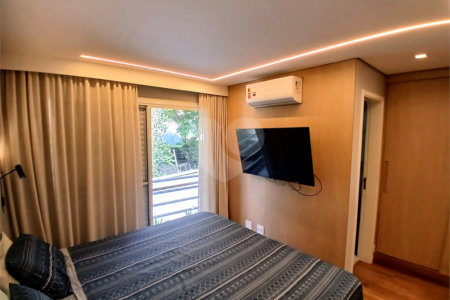 Casa à venda com 3 quartos, sendo 1 suíte, em Perdizes, São Paulo, SP