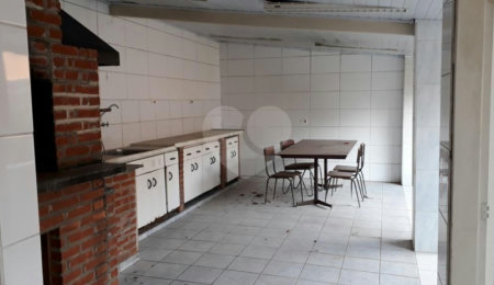 Sobrado à venda com 3 quartos, sendo 1 suíte,  em Campo Belo, São Paulo, SP