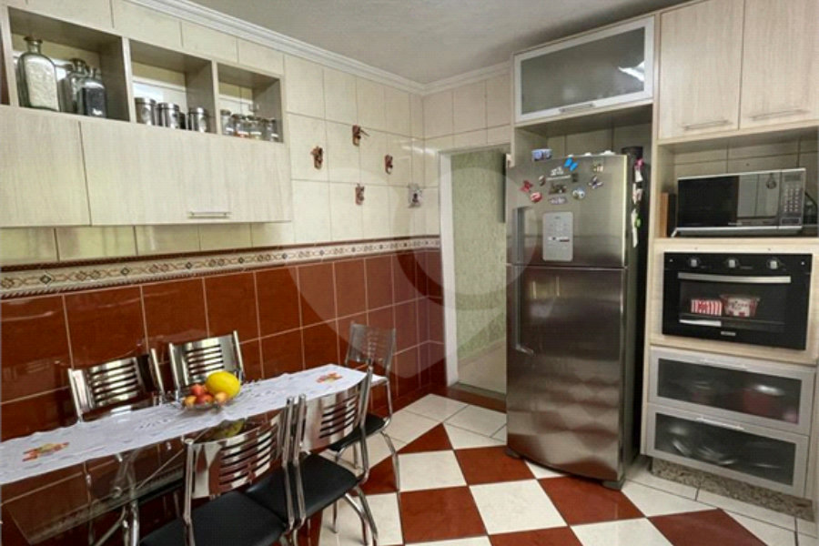 Sobrado à venda com 4 quartos, sendo 1 suíte,  em Pirituba, São Paulo, SP