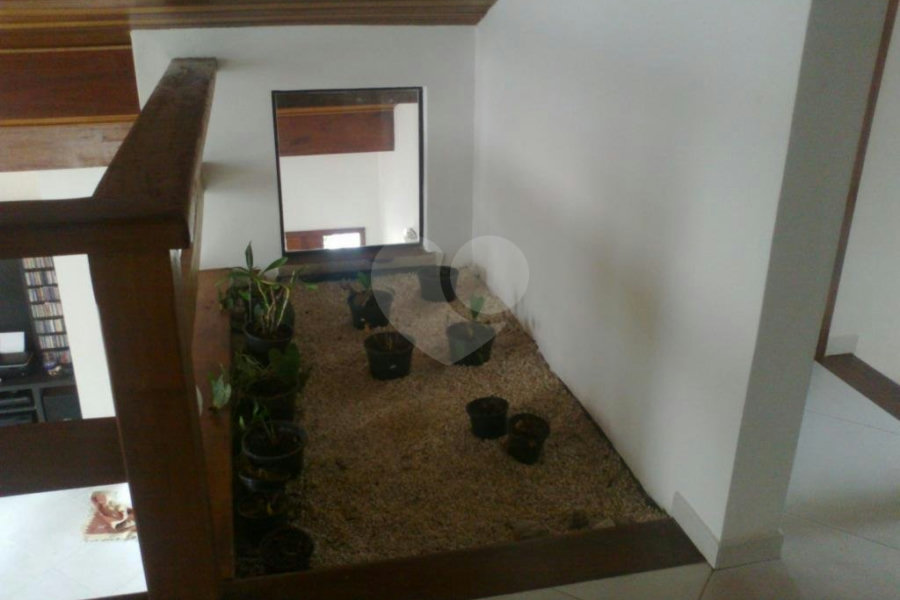 Sobrado à venda com 5 suítes em Enseada, Bertioga, SP
