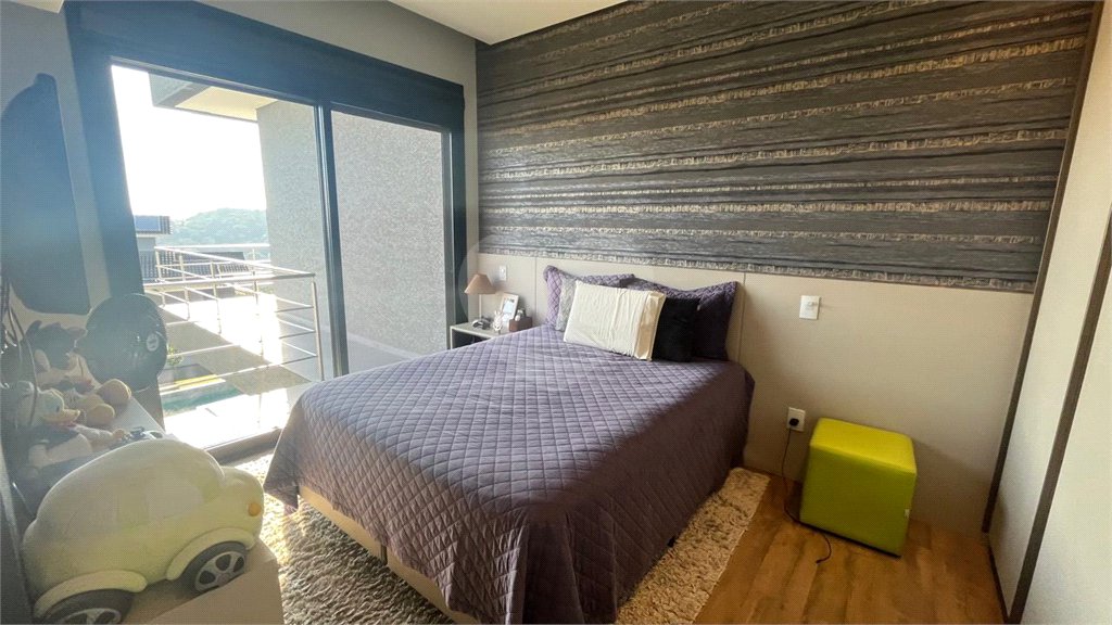 Casa à venda com 4 suítes no condomínio Porto Atibaia, Atibaia - SP