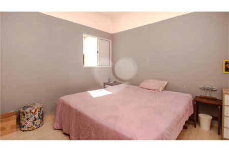Prédio à venda com 5 quartos em Santa Teresinha, São Paulo, SP