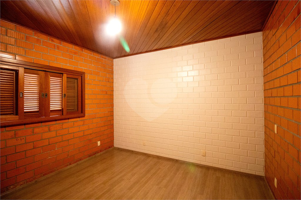 Chácara à venda com 4 quartos, sendo 2 suítes, em Jardim Oriental, Mairinque, SP