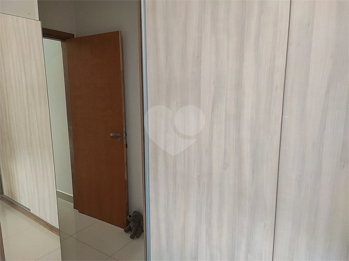Casa à venda com 3 suítes em Jardim dos Flamboyants, Araraquara, SP