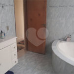 Apartamento à venda com 2 quartos, sendo 1 suíte, em Mirim, Praia Grande, SP