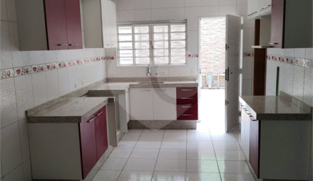 Casa à venda com 4 quartos, sendo 2 suítes,  em Casa Verde, São Paulo, SP
